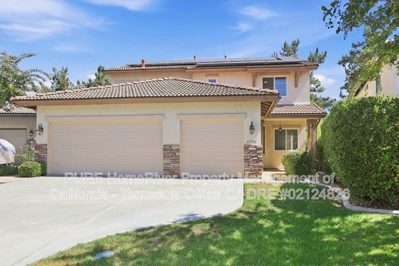 Temecula House: 41716 Monterey Pl