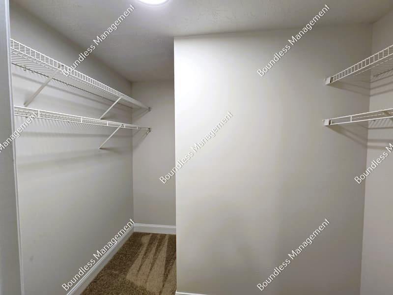 Atlanta House: 1687 Thoms Dr NW