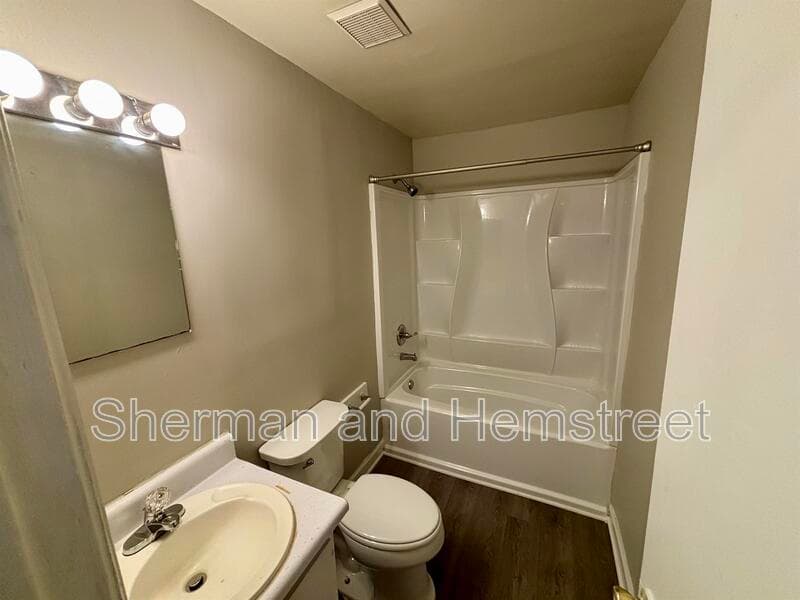 Augusta Condo: 2738 Blount Avenue, Unit #5