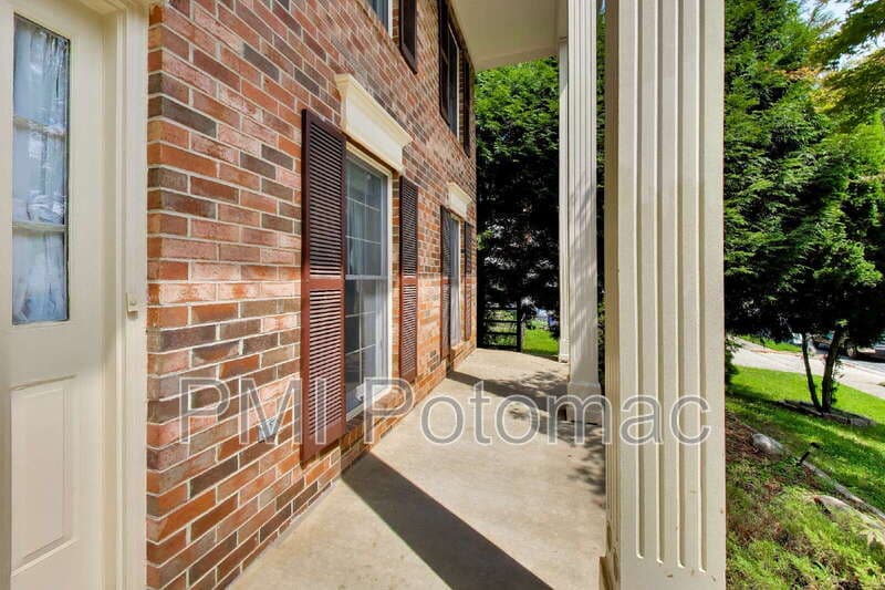 North Potomac House: 14672 Brougham Way