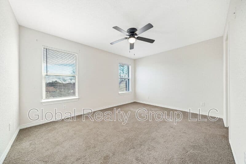 San Antonio Condo: 6914 Crestway Dr