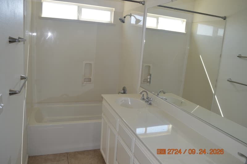 Merced House: 1478 La Sierra Street