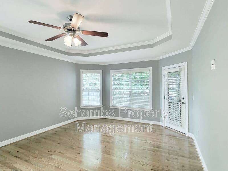 Fuquay Varina House: 414 Banagher Ln