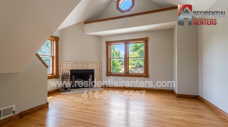 Milwaukee Condo: 2210 S Winchester Street