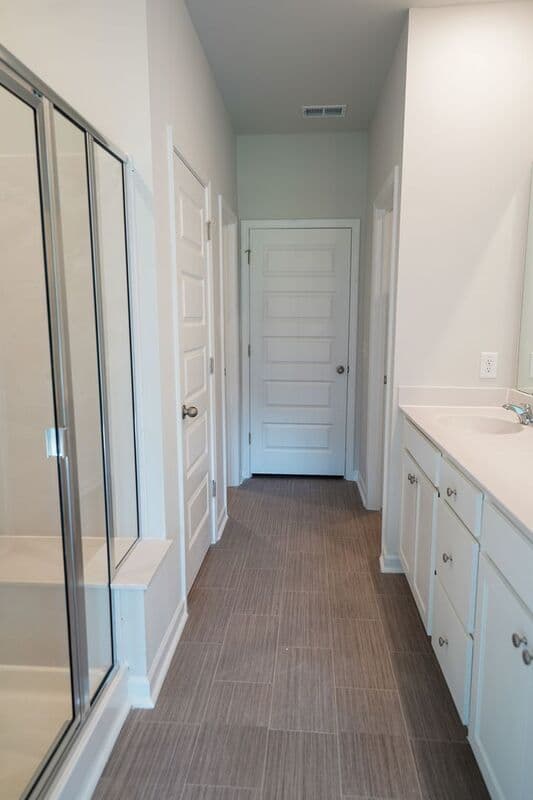 Bloomingdale House: 118 Seagrass Way
