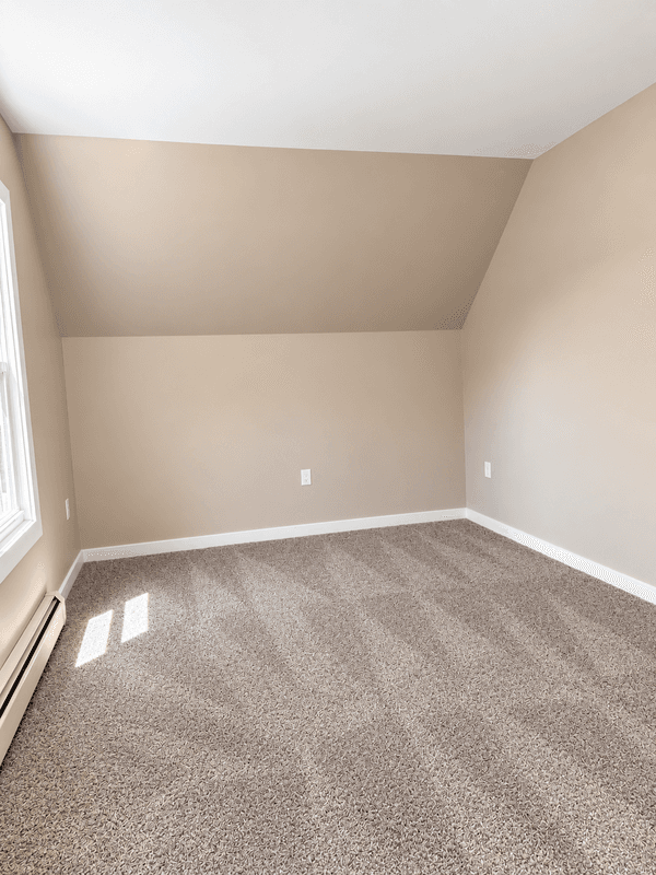 Norwich Condo: 35 Rogers Avenue - 2