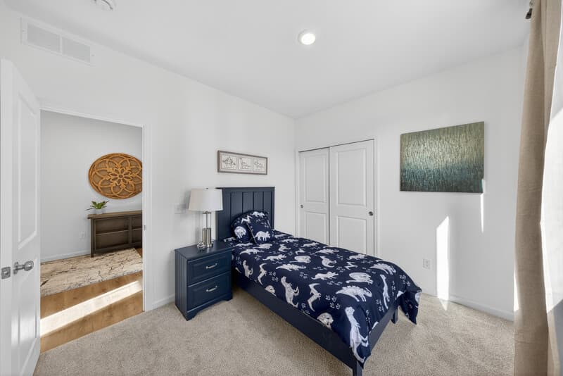 Byron House: 1792 Brandt Drive Northeast