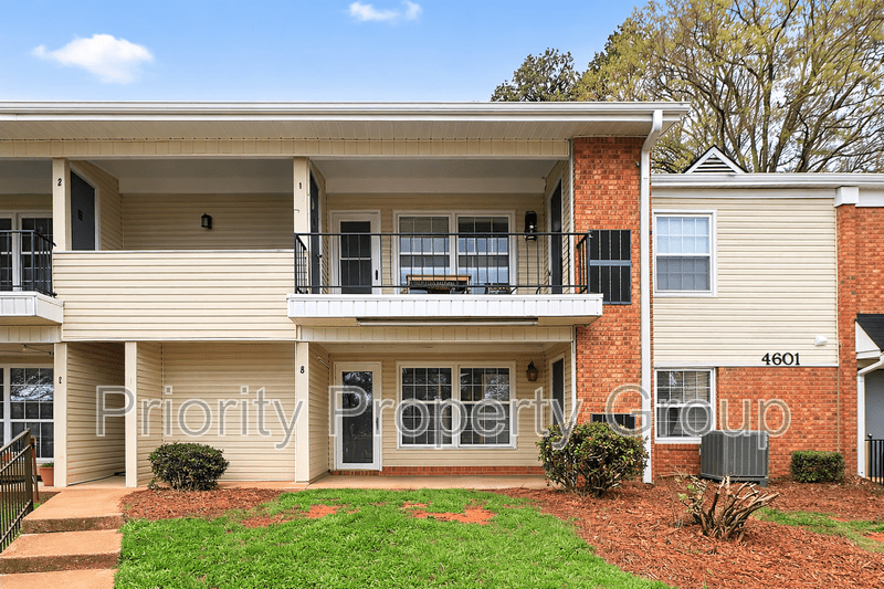 Charlotte Condo: 4601 Coronado Drive Apt B