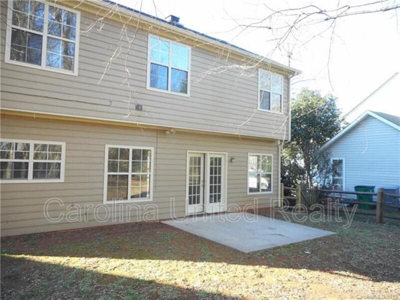Charlotte House: 6611 Flat Creek Dr