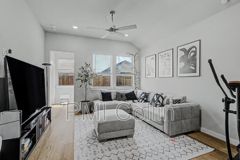 McKinney House: 415 Travine Drive