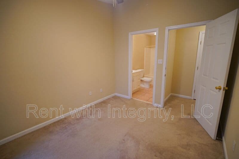 Tallahassee Condo: 845 -2 W Georgia St