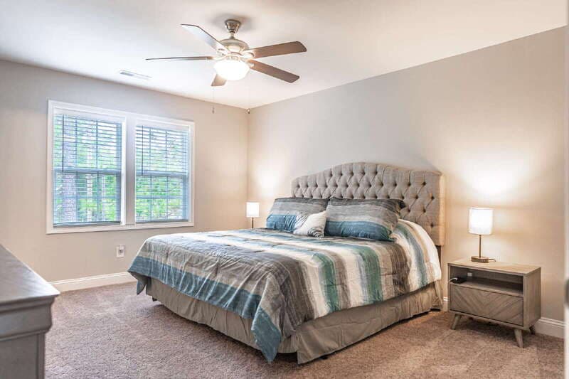 Aberdeen Townhome: 883 Ducks Lndg