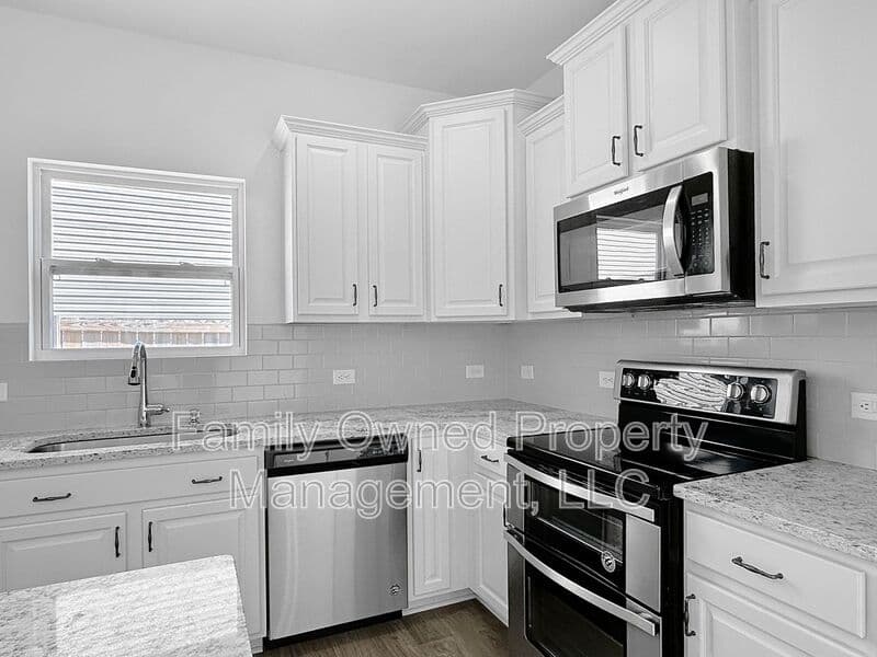 Summerville House: 105 Whimbrel Drive