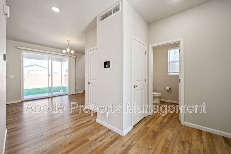 Greeley House: 1223 104th Avenue