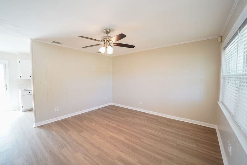 Rincon House: 109 14th St