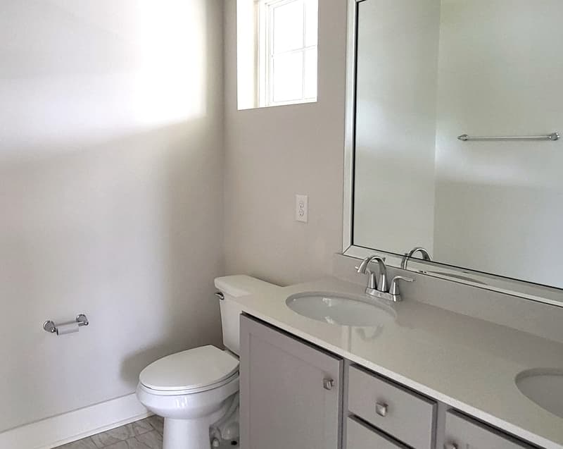 Wake Forest Condo: 861 South Franklin Street