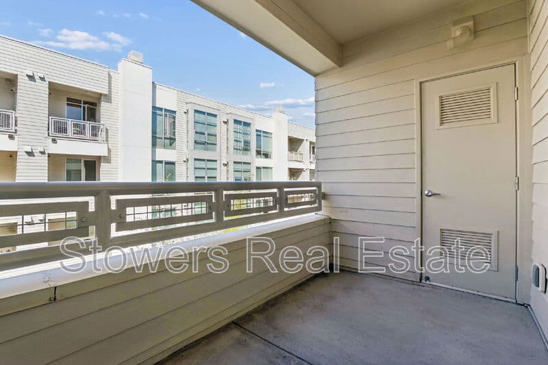 Walnut Creek Condo: 1655 N California Blvd
