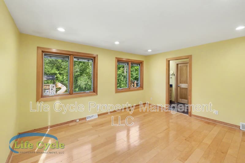 Hudsonville Condo: 4395 Shady Oak Court - 1