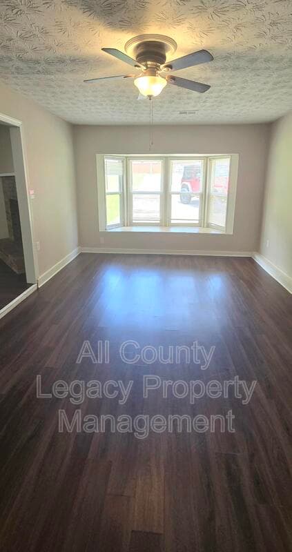 Ellenwood House: 4419 Flakes Mill Road