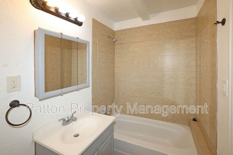 Amarillo House: 3905 South Tyler Street