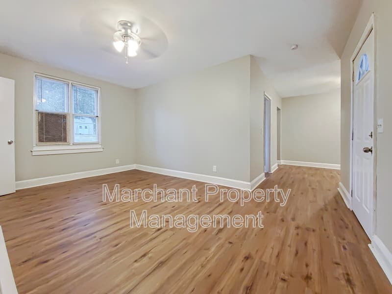 Greenville House: 4 Brookforest Drive