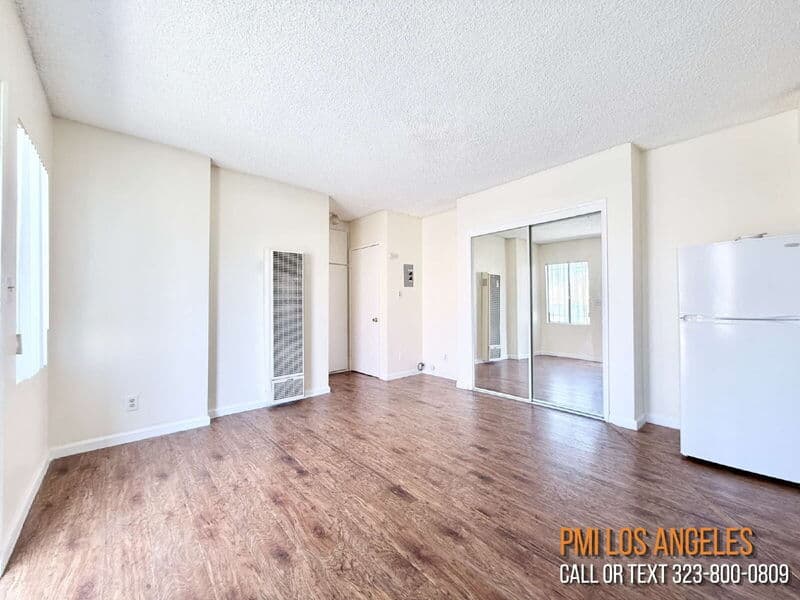 Los Angeles Condo: 1497 West 29th Street