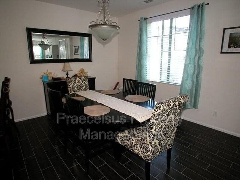 Chula Vista Townhome: 1724 Rolling Water