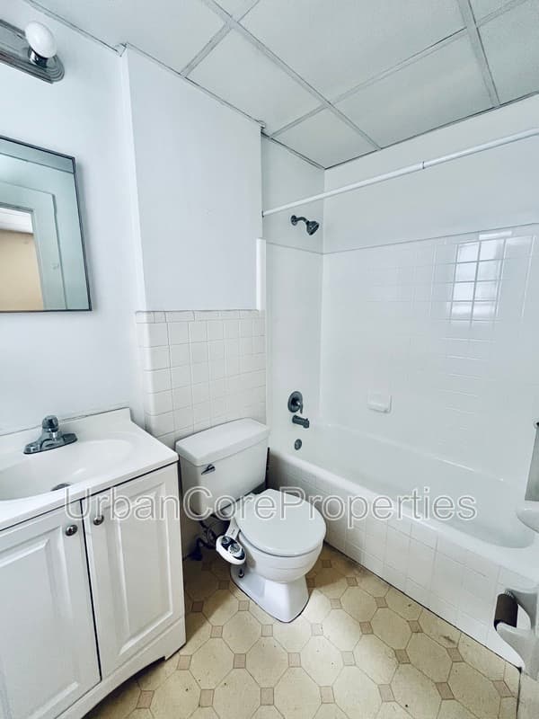 St. Petersburg Condo: 1233 Oak St NE