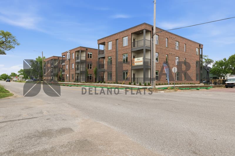 Wichita Condo: 721 West Maple Street Bldg 1000 Apt 312 - 1