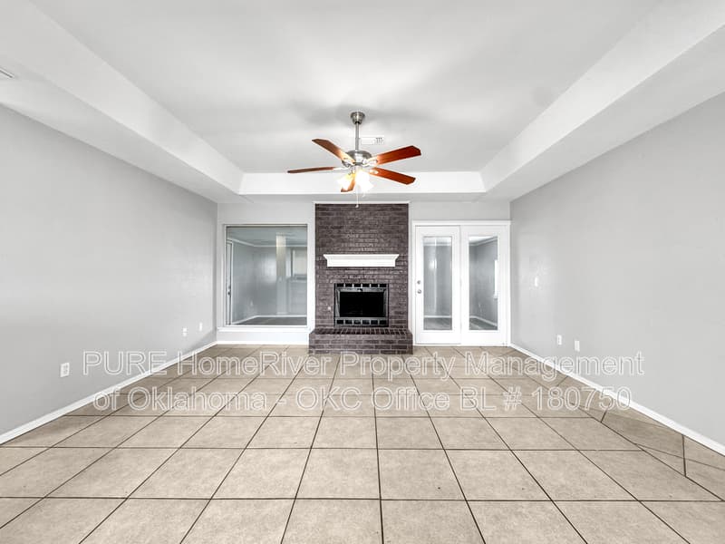 Midwest City House: 9709 Grissom Dr