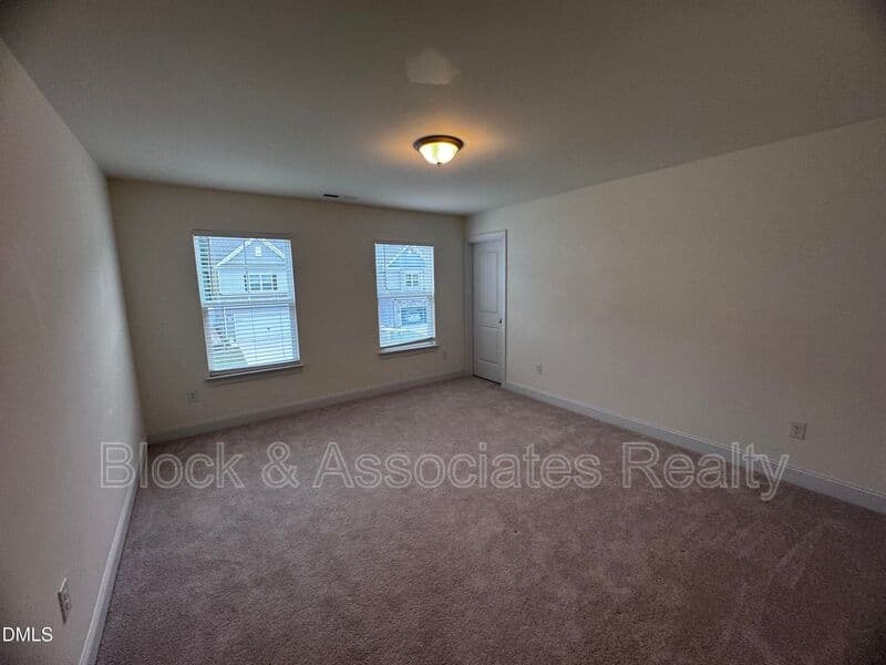 Garner House: 296 Ford Meadows Dr