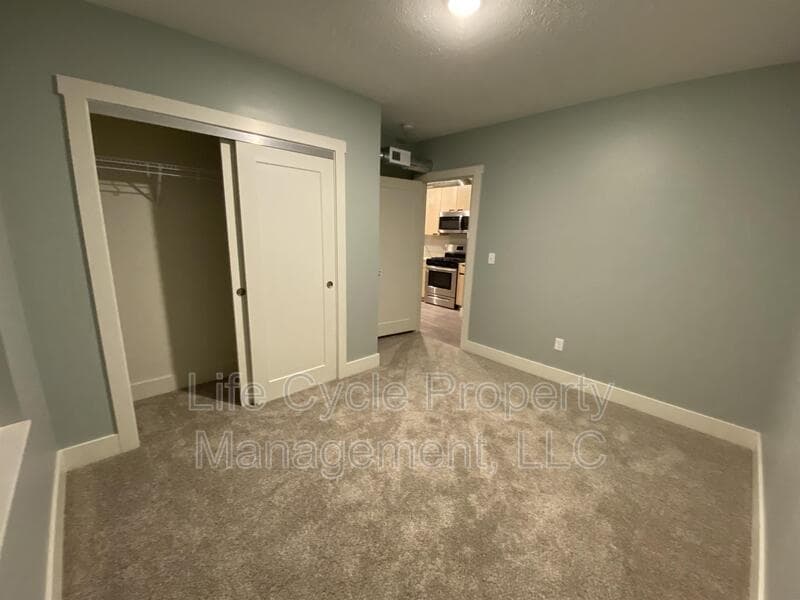 Grand Rapids Condo: 619  Emerald Ave NE - 2