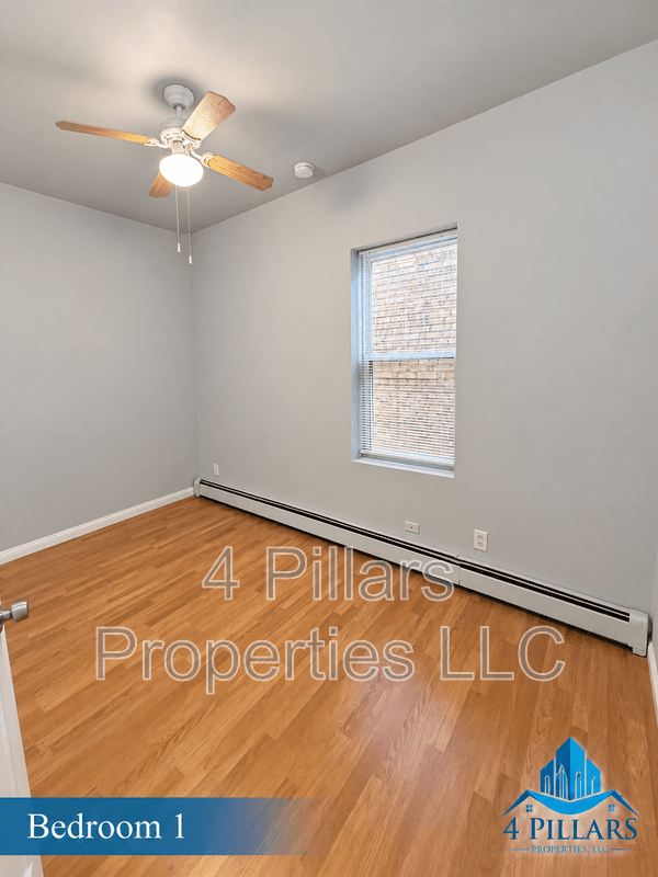 East Chicago Condo: 803 East Chicago Avenue