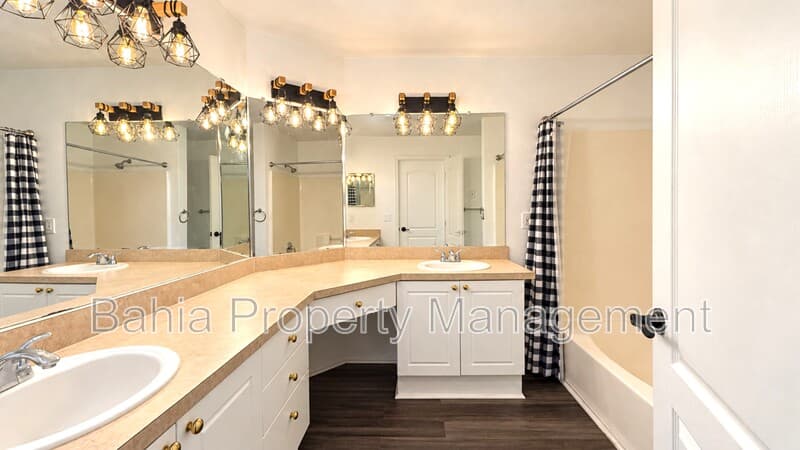 Orlando Condo: 3391 S Kirkman Rd