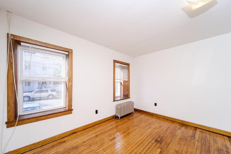 Troy Condo: 3 115th Street - 7