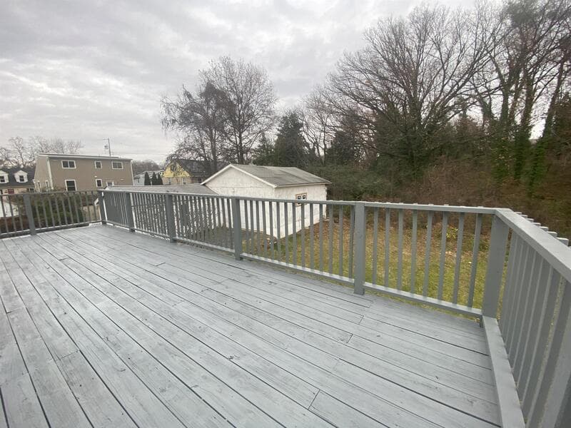 Halethorpe Condo: 2905 Charleston Avenue - 2