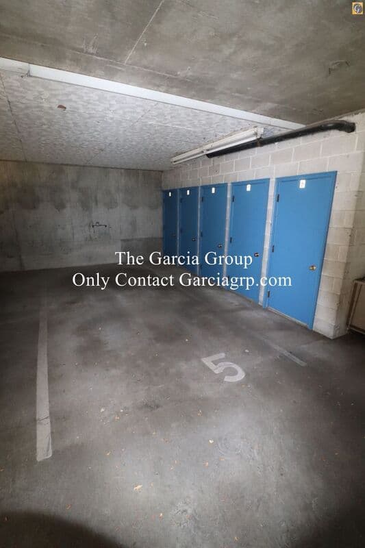 Portland Condo: 1443 SW Montgomery St