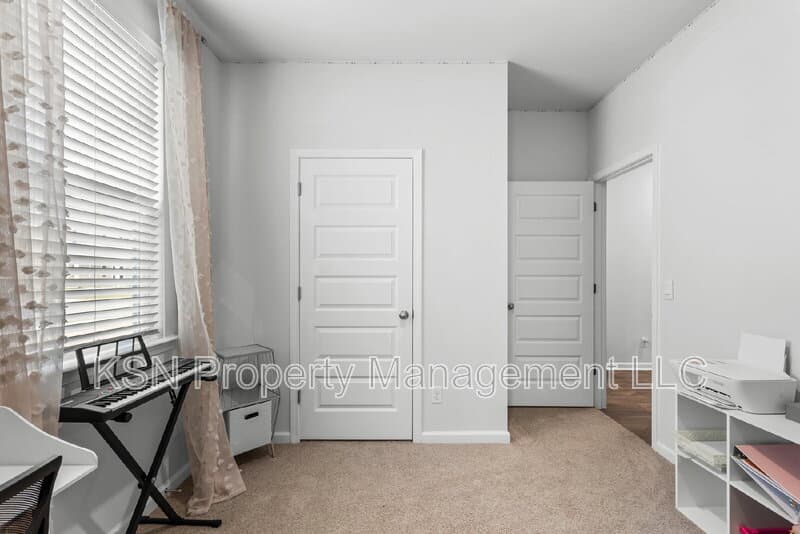 Hinesville House: 89 Hazy Ln