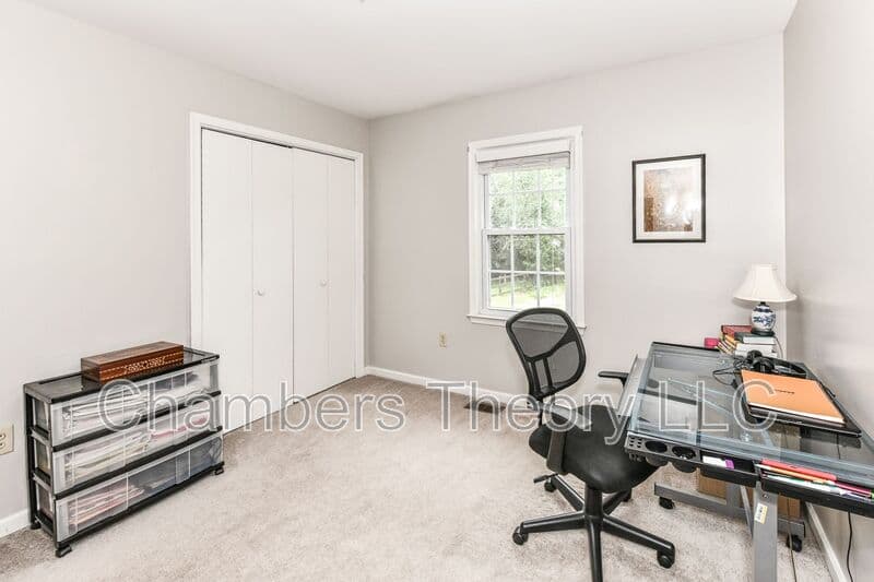 Herndon House: 1350 Shallow Ford Rd
