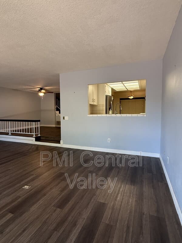 Modesto House: 1725 Edgebrook Drive