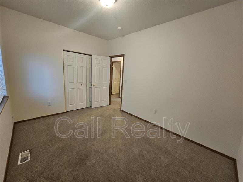 Airway Heights Condo: 823 S Russell St