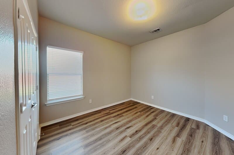 Arlington House: 7601 Yearling Way