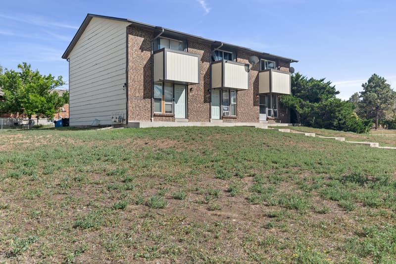 Aurora Townhome: 2250 Billings Street