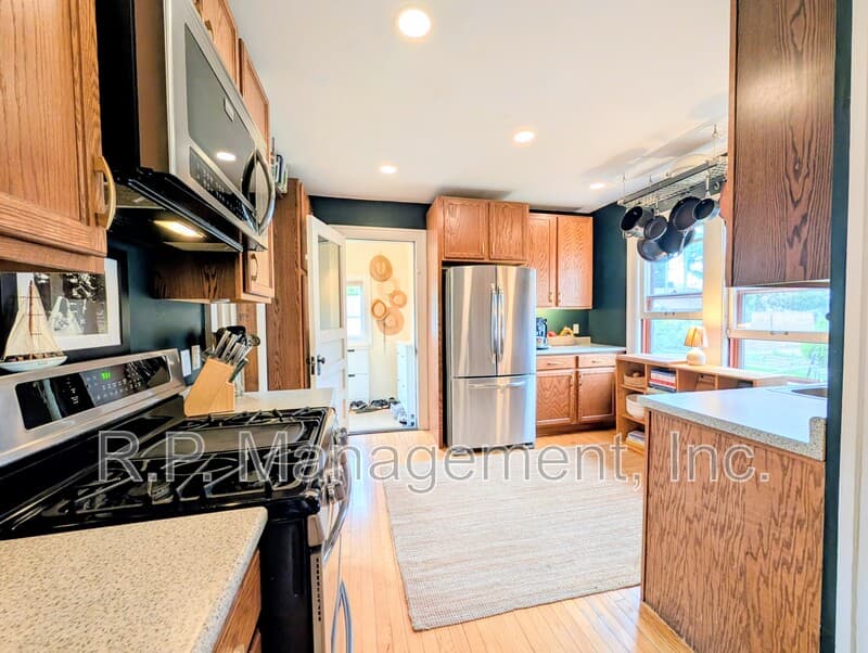 Minneapolis House: 2330 Mckinley St NE