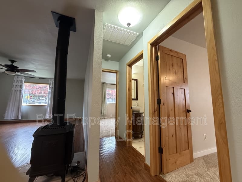 Silverton House: 418 Koons Street