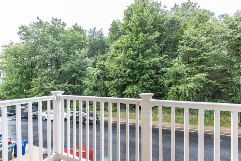Elkridge Condo: 7114 Daniel John Dr