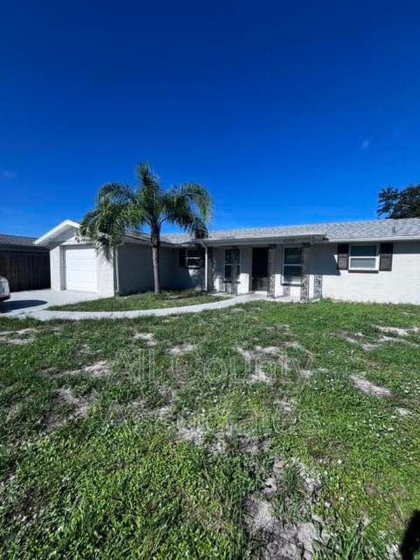 Port Richey House: 11115  Yellowwood