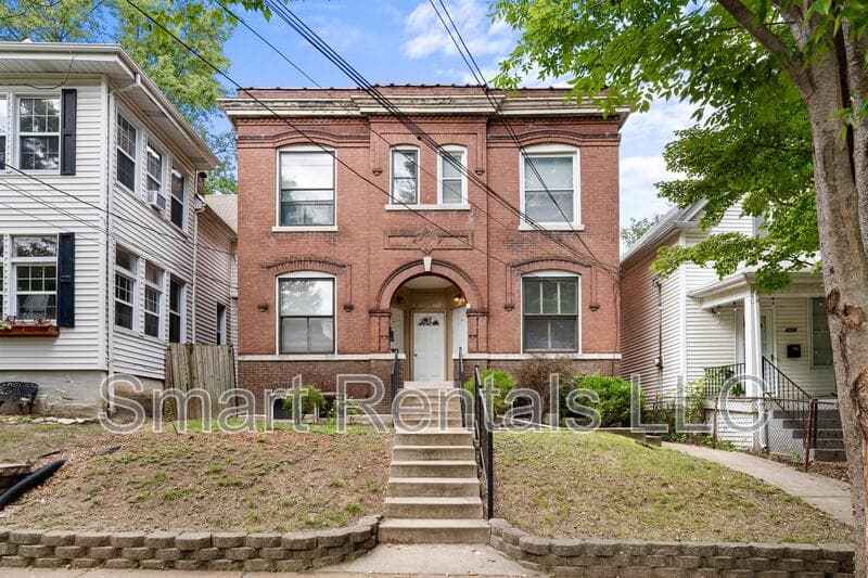 Maplewood Condo: 3619 Commonwealth Avenue - 1F