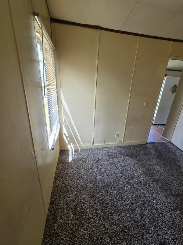 Fayetteville House: 2502 Cattail Cir