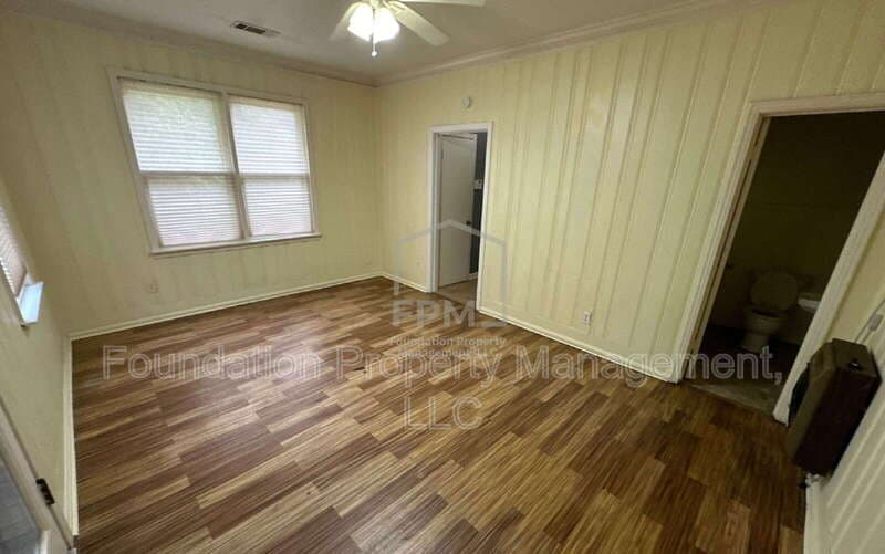 Memphis House: 954 Sheridan Street
